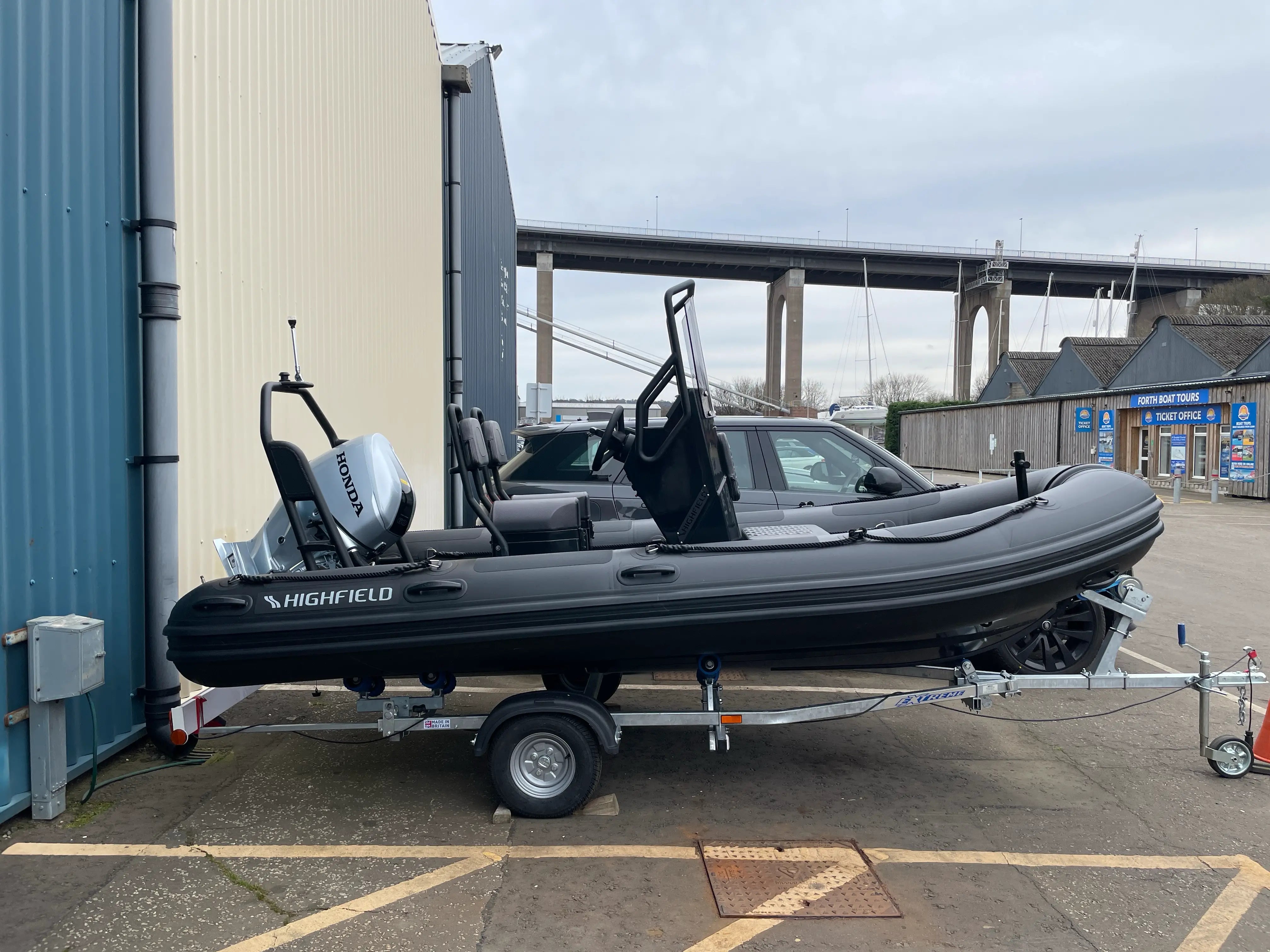 Highfield Patrol 460