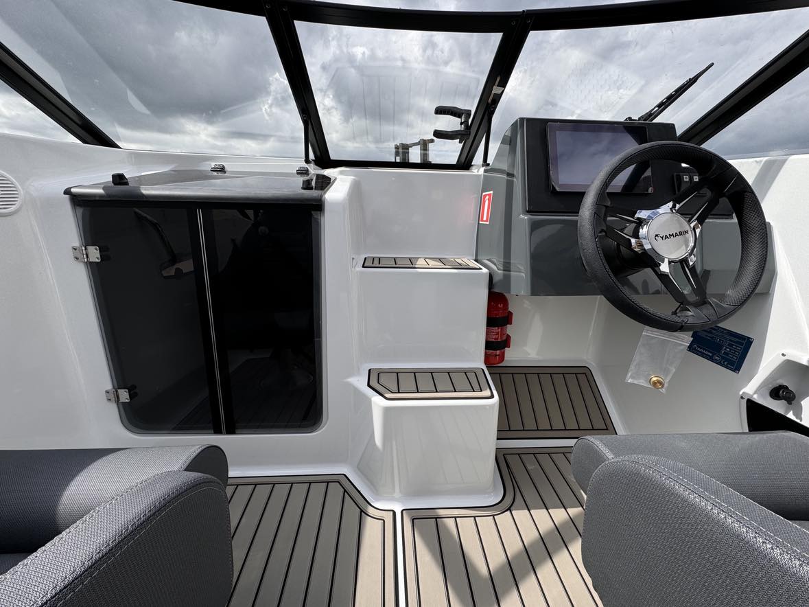 Yamarin 60DC Package
