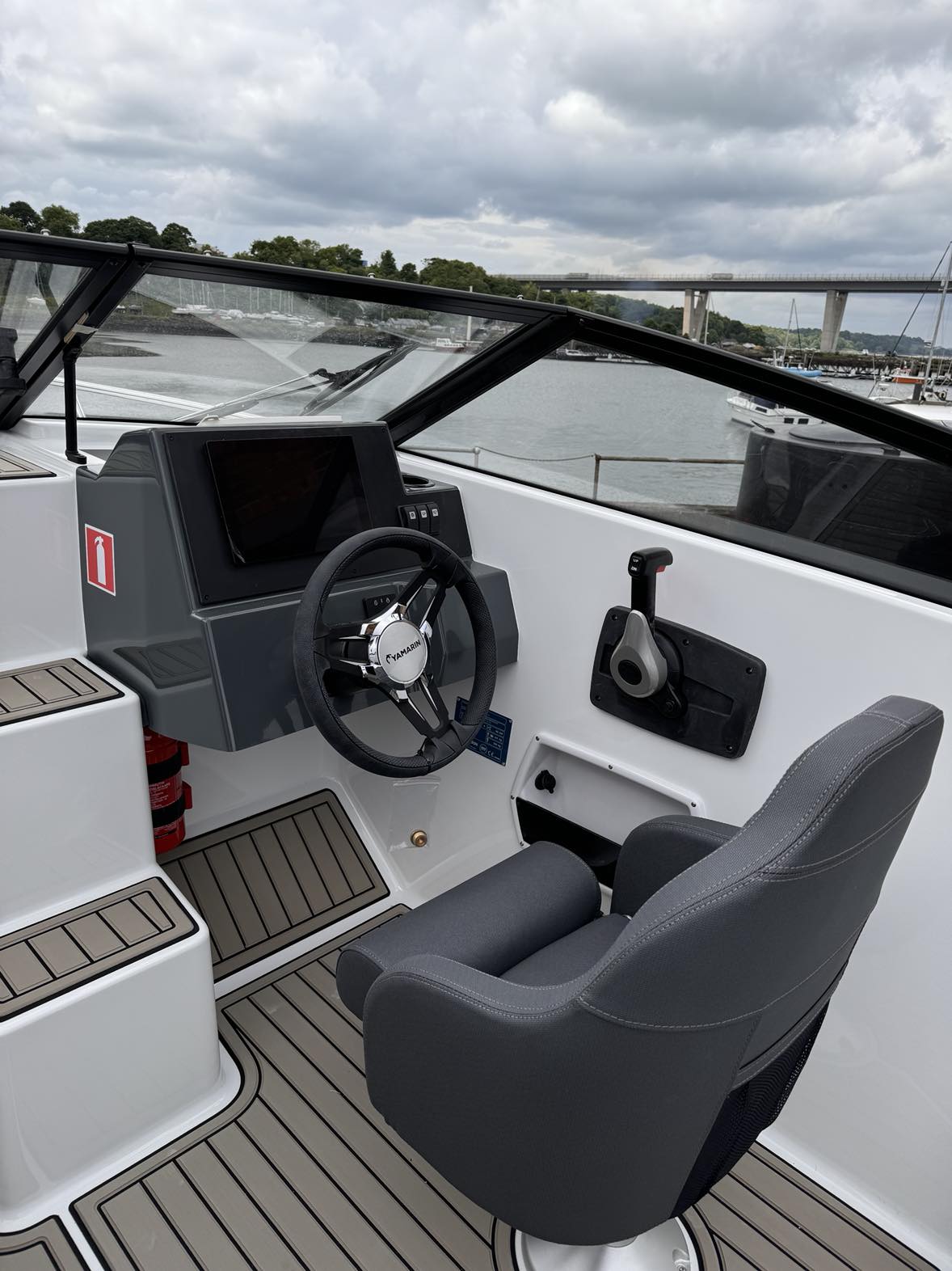 Yamarin 60DC Package