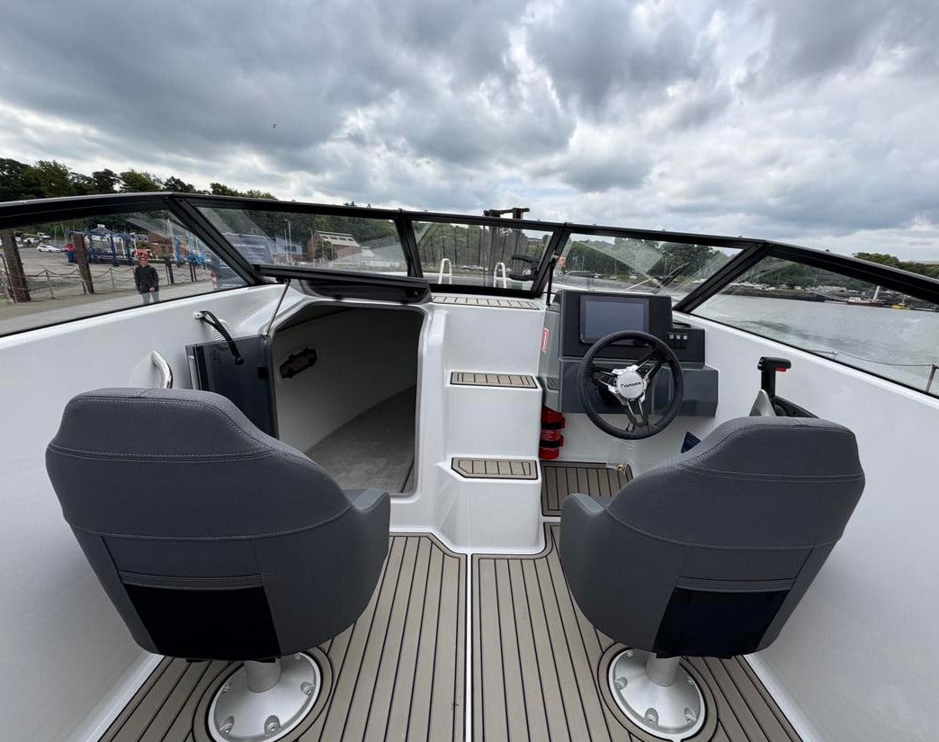 Yamarin 60DC Package