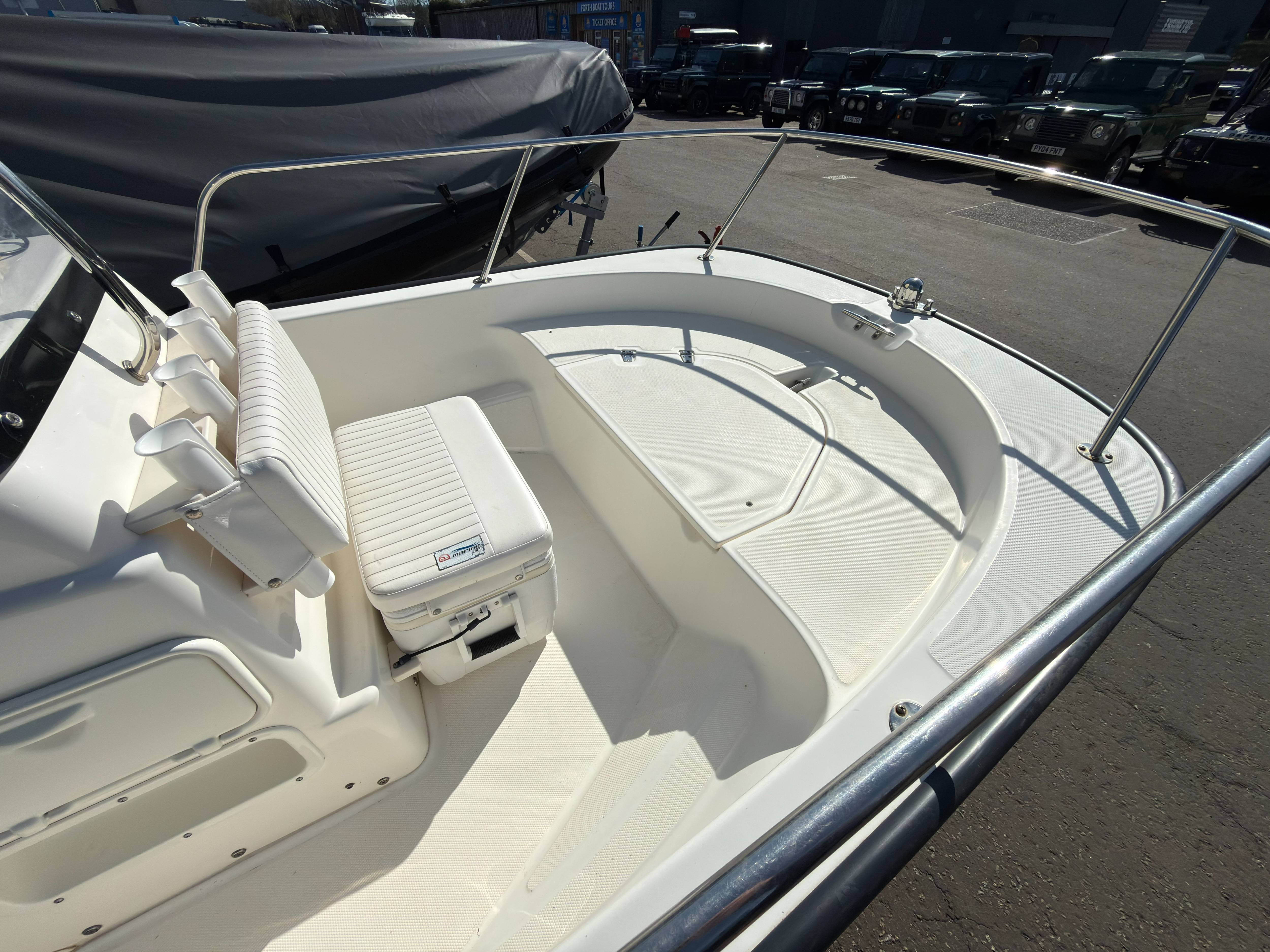 2014 Boston Whaler 150 Montauk