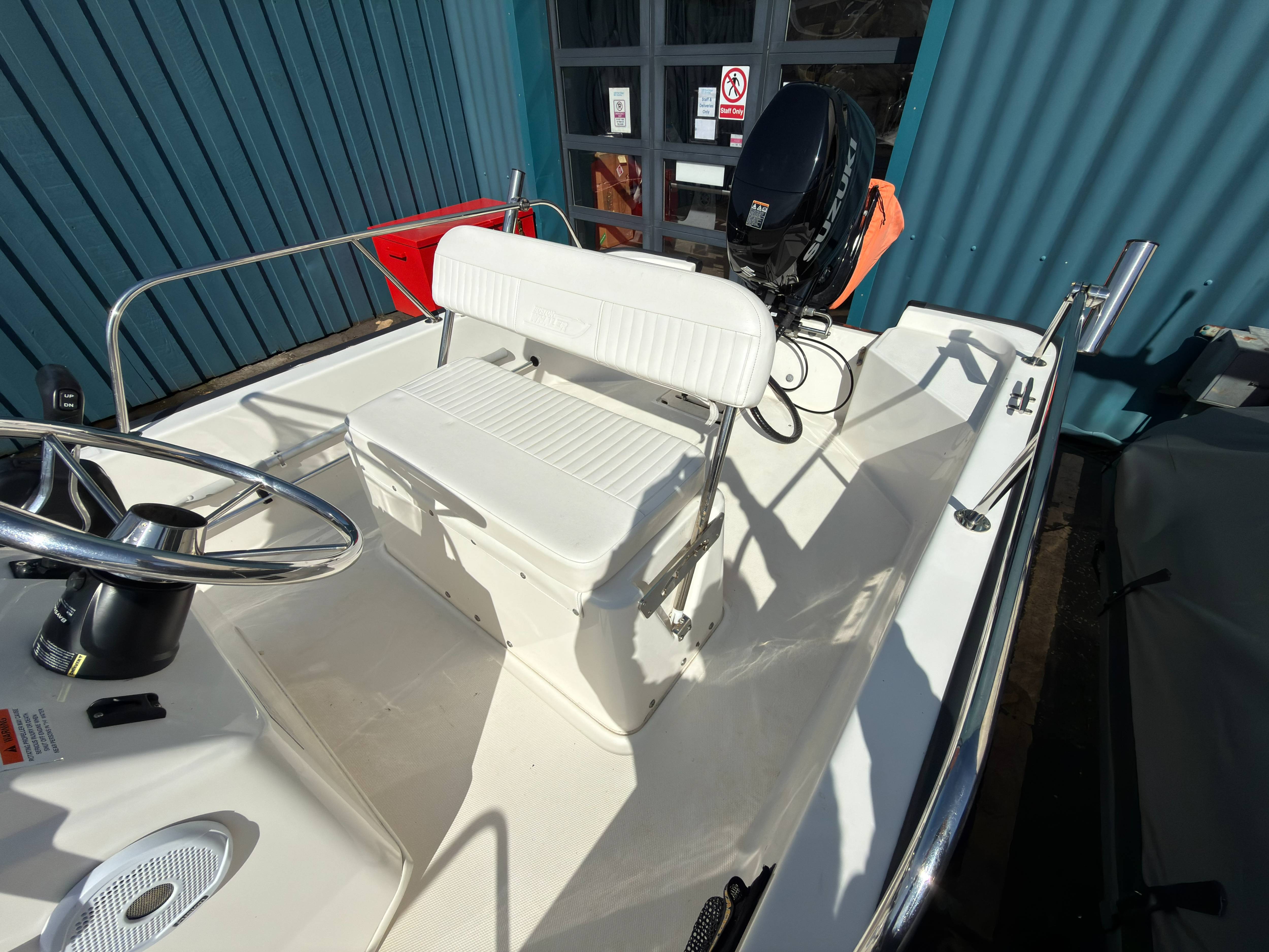 2014 Boston Whaler 150 Montauk