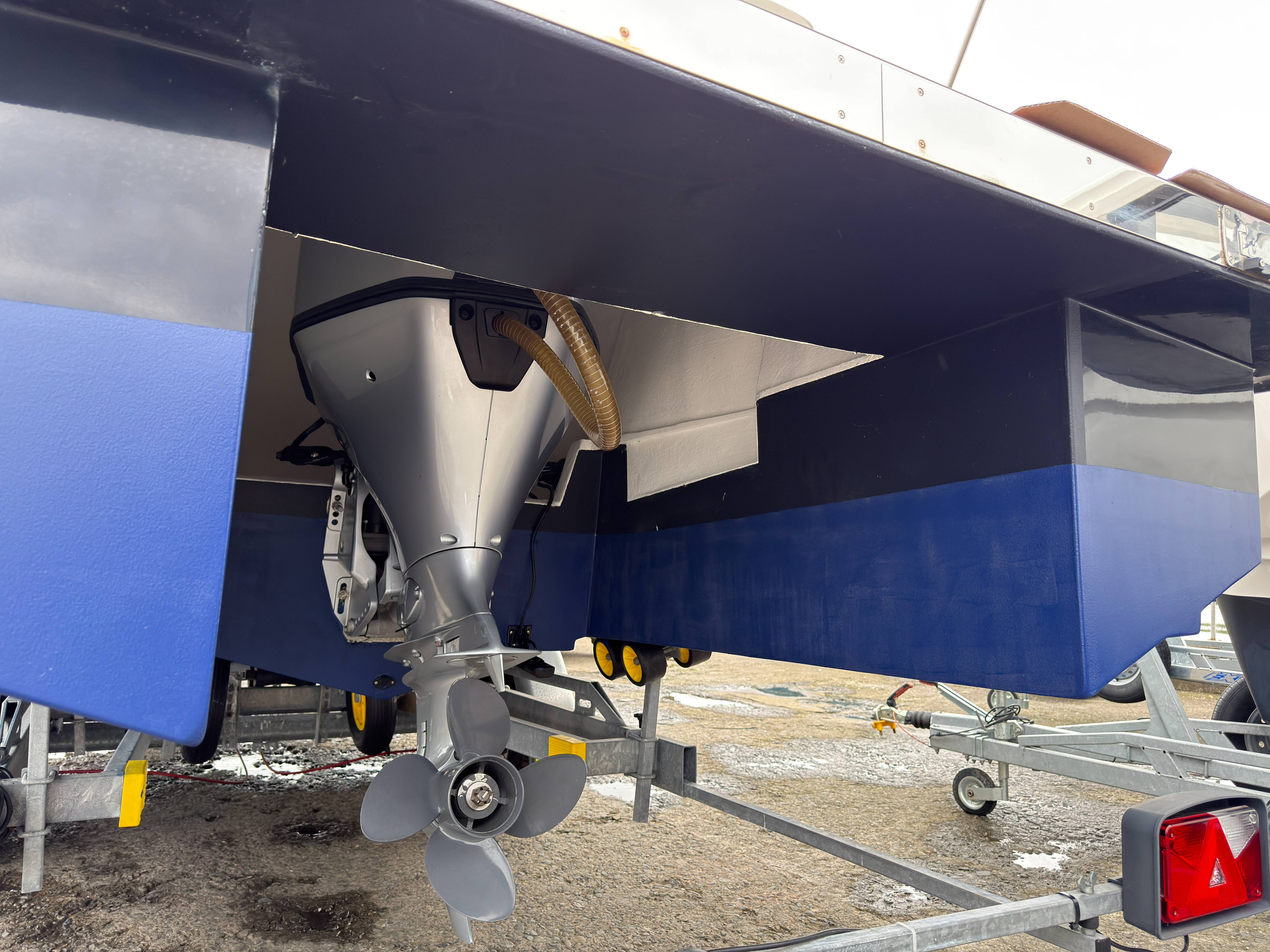 2023 Maxima 740 Offshore