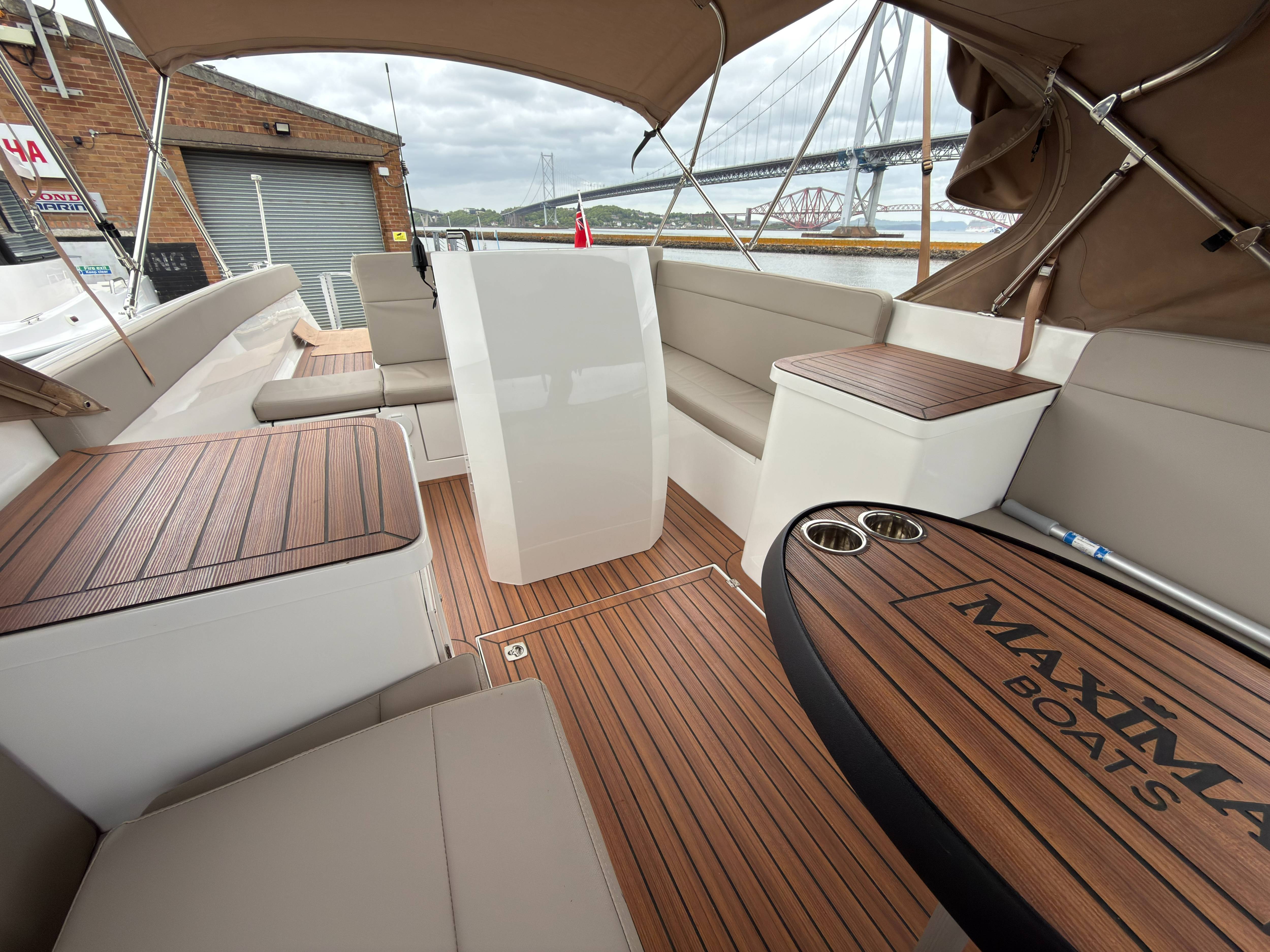 2023 Maxima 740 Offshore