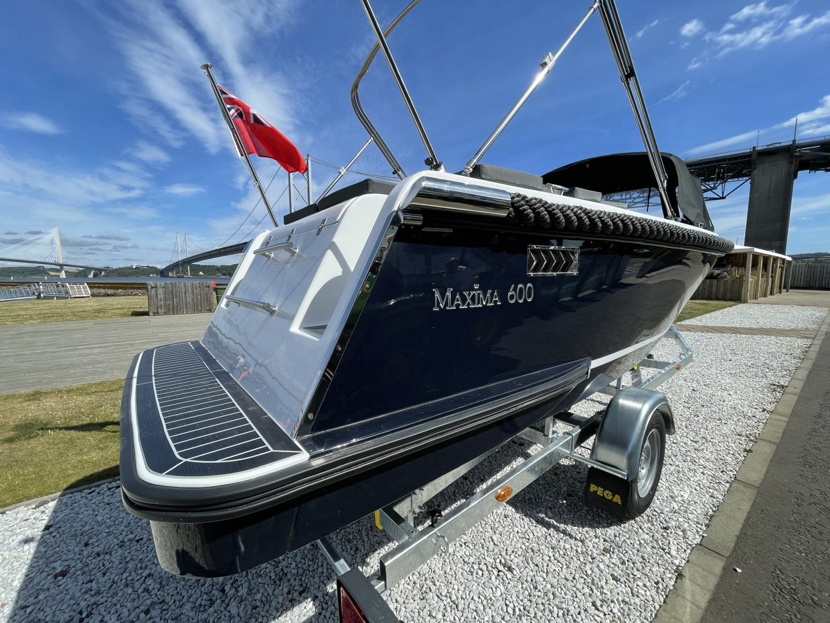 Maxima 600