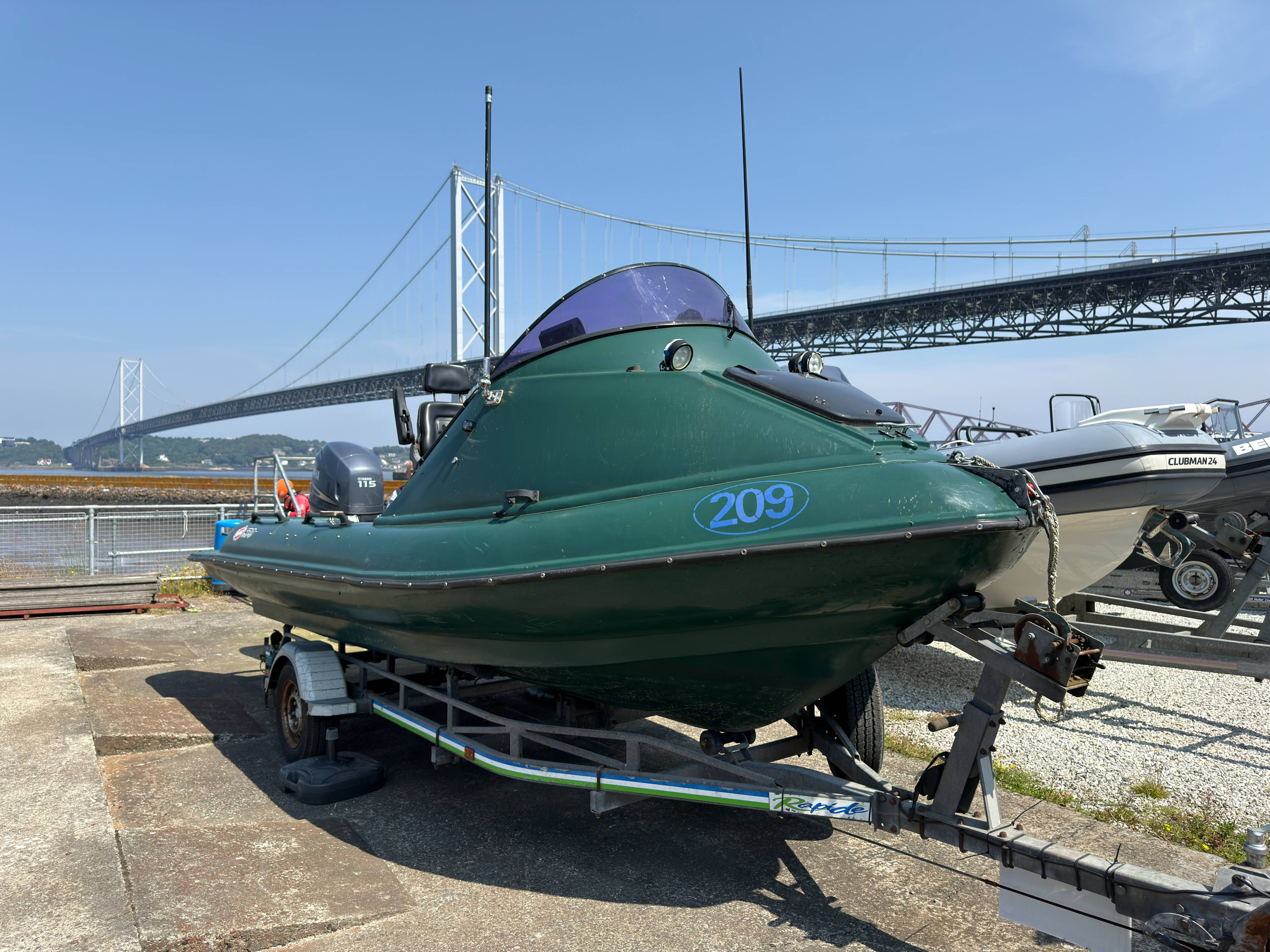 2005 Mac 570 Fisherman
