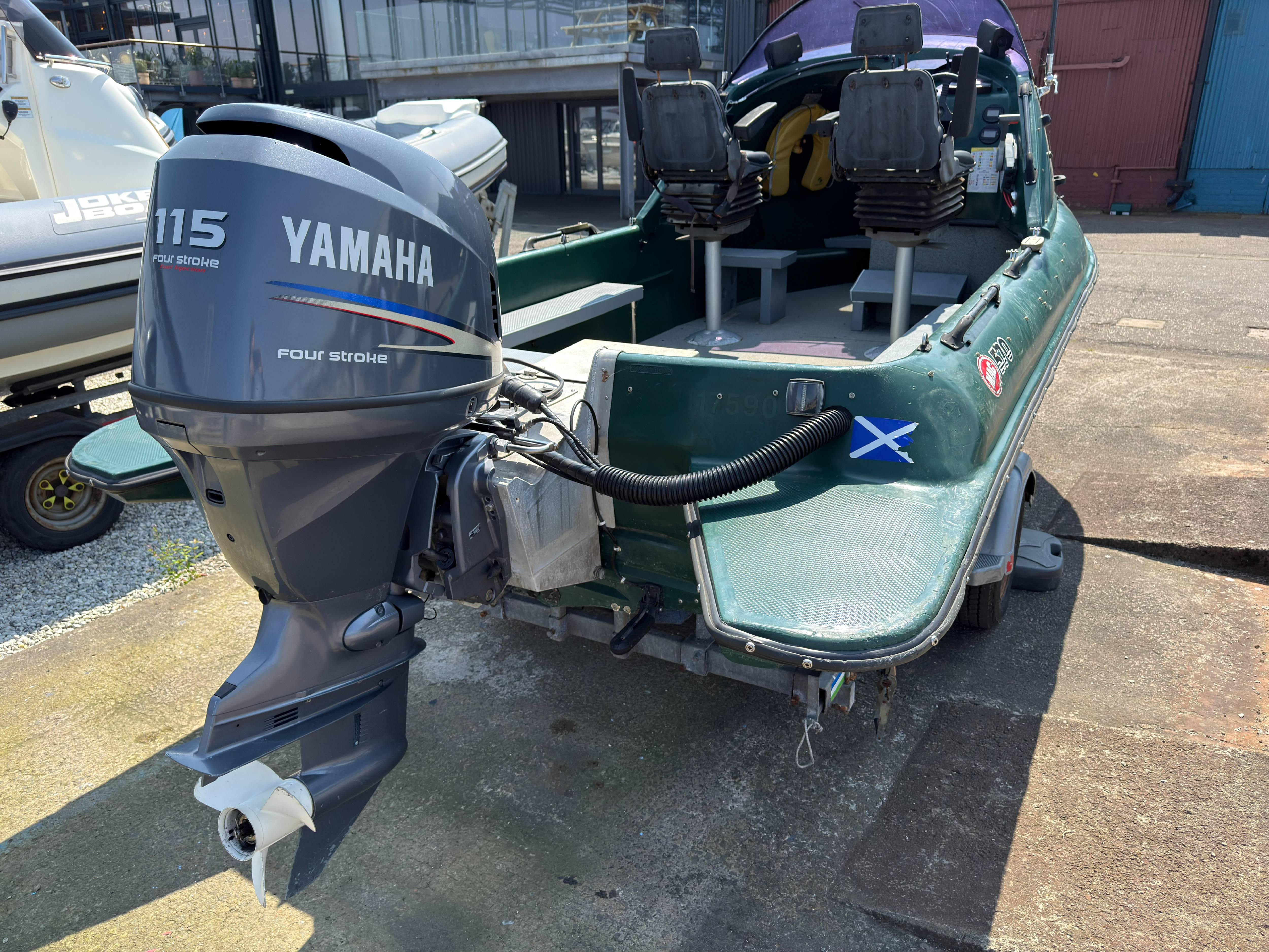 2005 Mac 570 Fisherman