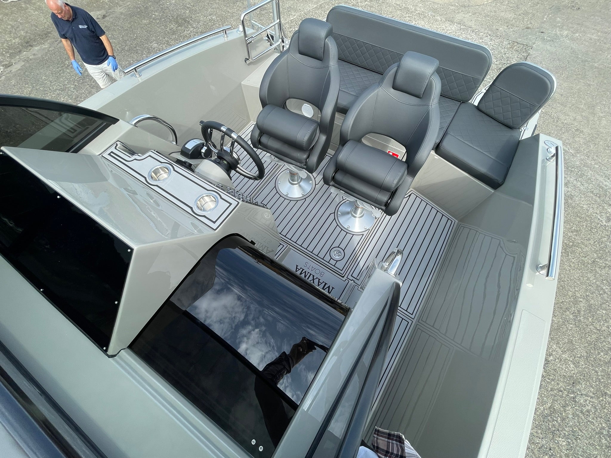 2025 Maxima 700 Sport Package